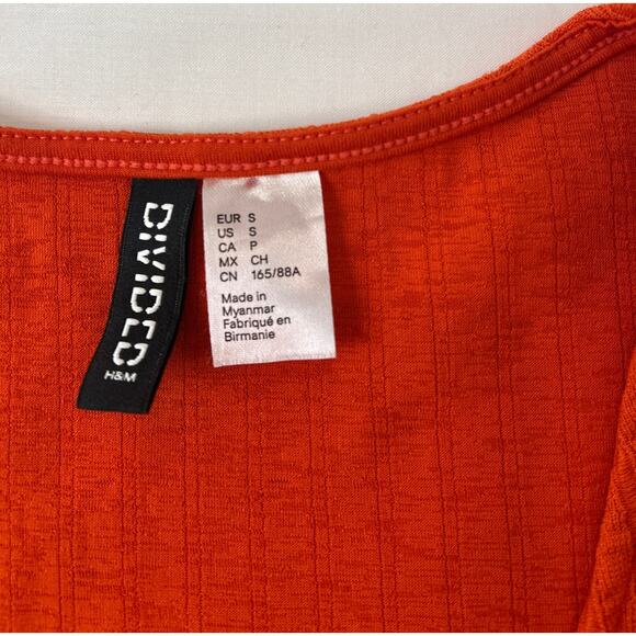 Divided women's Long Sleeve Cutout Detail Top Size Small - Picture 2 of 2